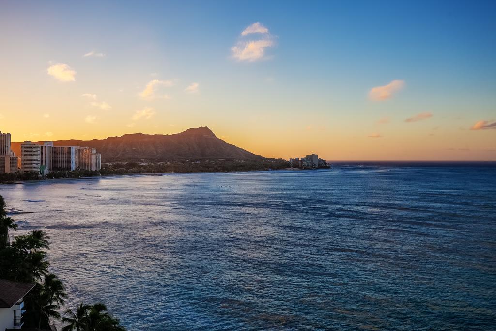 Castle Waikiki Shore Honolulu Exterior foto